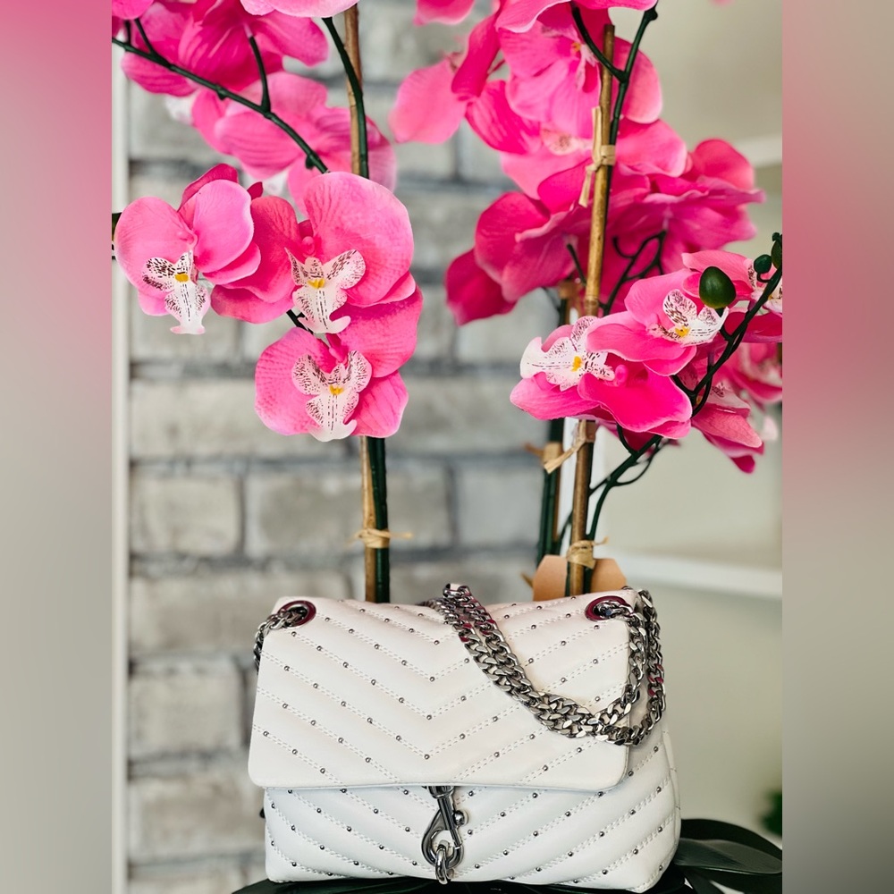 NWOT Rebecca Minkoff Elegant White Quilted Shoulder Bag